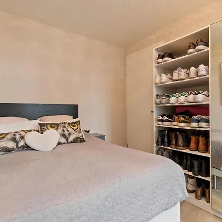Apartment For 10 People 5 Minutes From The Center *